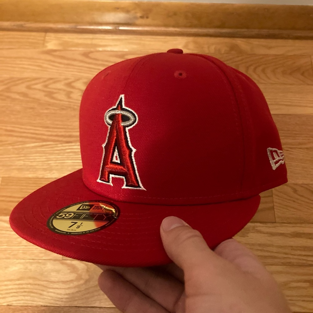 New Era Los Angeles Angels Authentic Collection 59FIFTY Fitted Hat 7 1/8 / Red